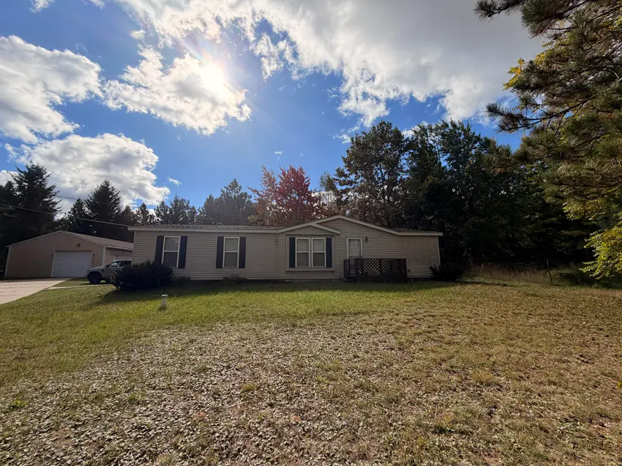 2710 E Michigan Highway, Roscommon, MI 48653 - #2