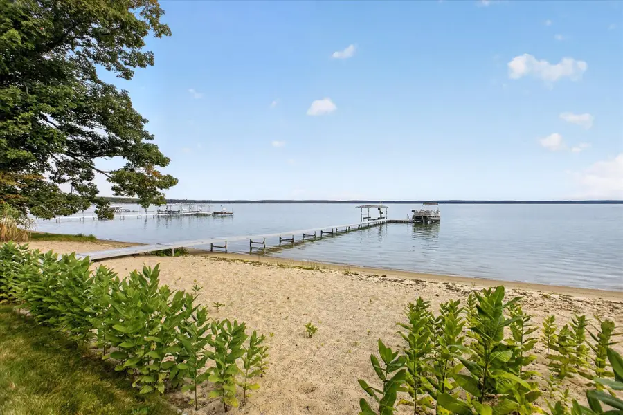 238 Lakeshore Drive, Roscommon, MI 48653 - #2