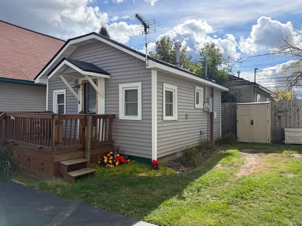 6344 W Houghton Lake Drive, Houghton Lake, MI 48629