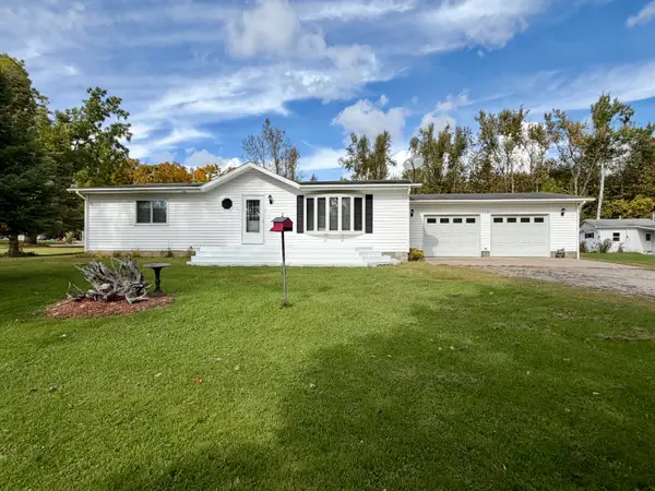 710 Foote Road, Cheboygan, MI 49721