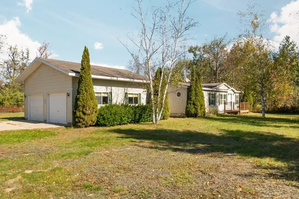 3955 Richlin Drive, Johannesburg, MI 49751