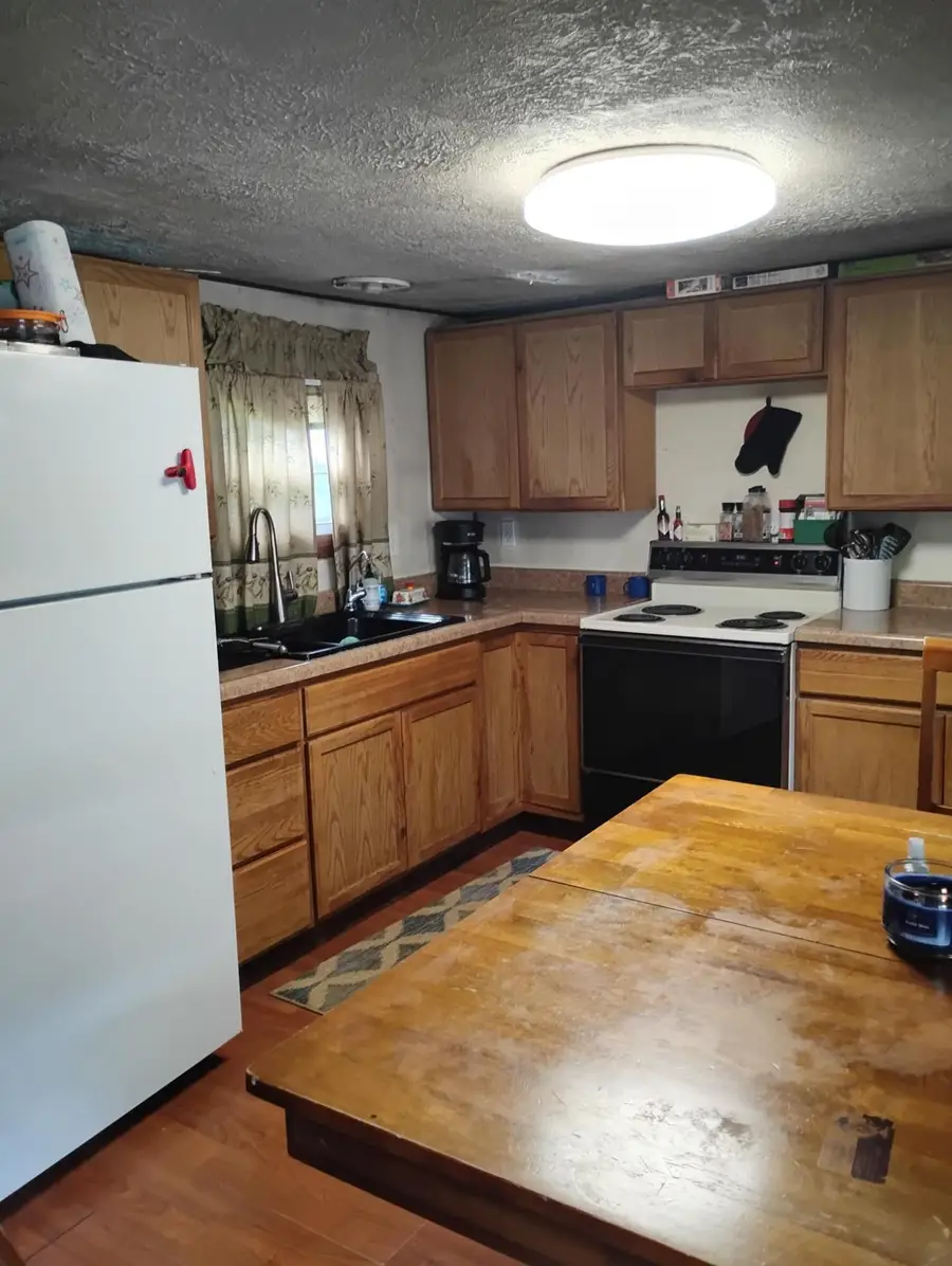 144 Mary Road, Houghton Lake, MI 48629 - #3