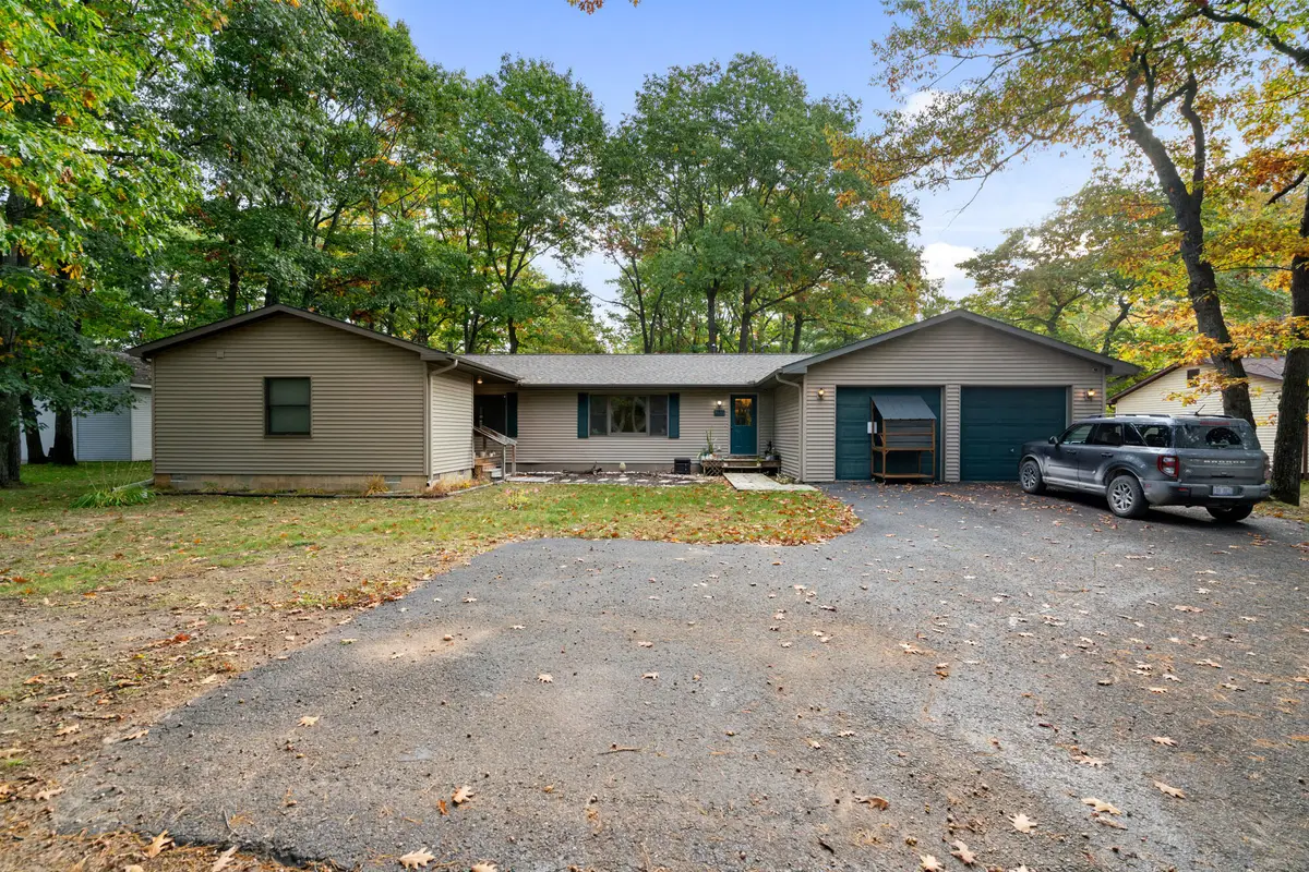 4639 Forest Trail, Indian River, MI 49749 - #1