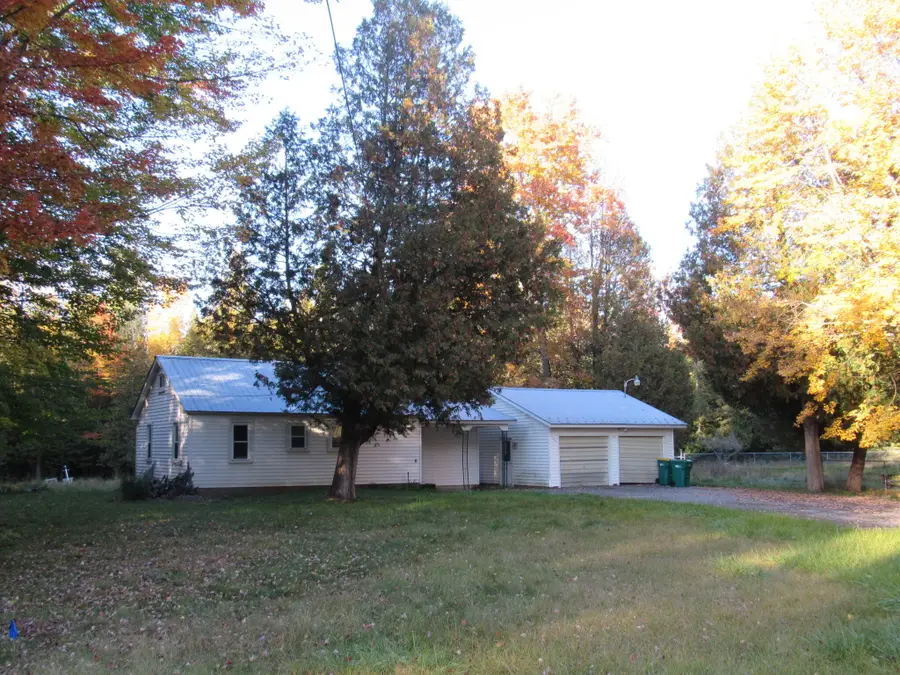 1125 Robinson Street, Roscommon, MI 48653 - #3