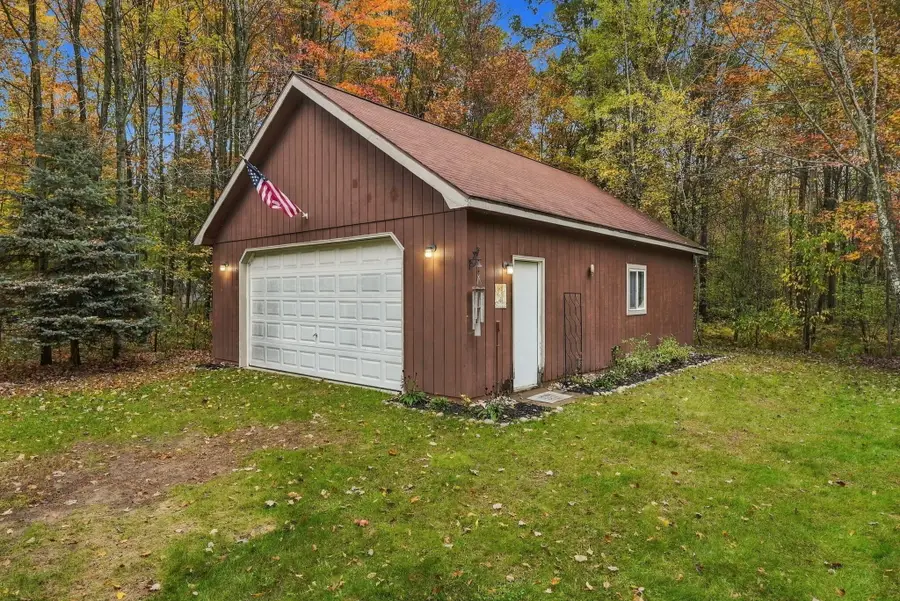 308 Winchester Drive, Roscommon, MI 48653 - #2