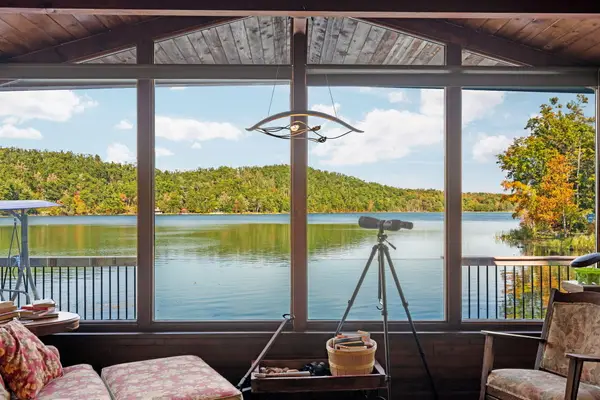 674 Cove Drive, Boyne Falls, MI 49713