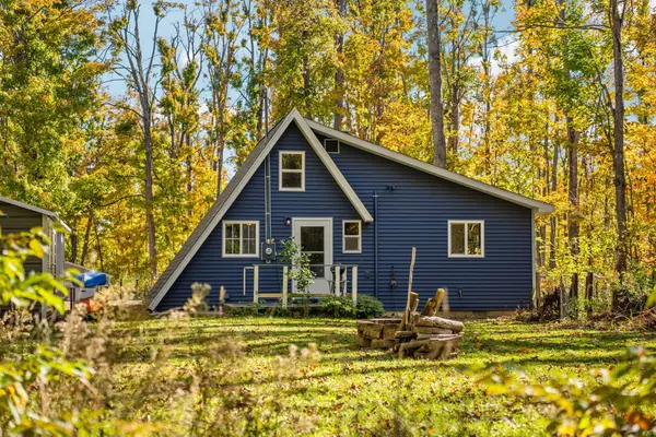 3432 Coolwater Avenue, Johannesburg, MI 49751