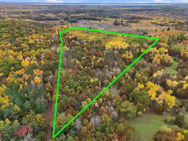 V/L 22 AC Buzzonia Boulevard, Roscommon, MI 48653