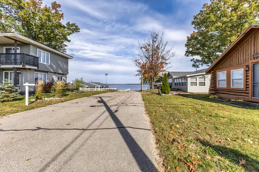 110 3rd Street, Prudenville, MI 48651 - #3