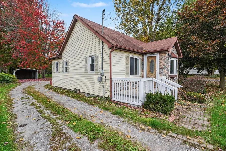 1356 S River Road, Saginaw, MI 48609 - #2