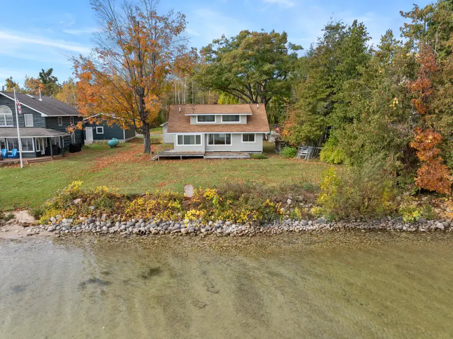 716 Giauque Beach Drive, Topinabee, MI 49791 - #2