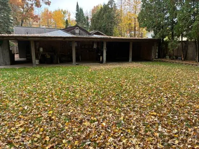 7484 E Houghton Lake Drive, Houghton Lake, MI 48629 - #3