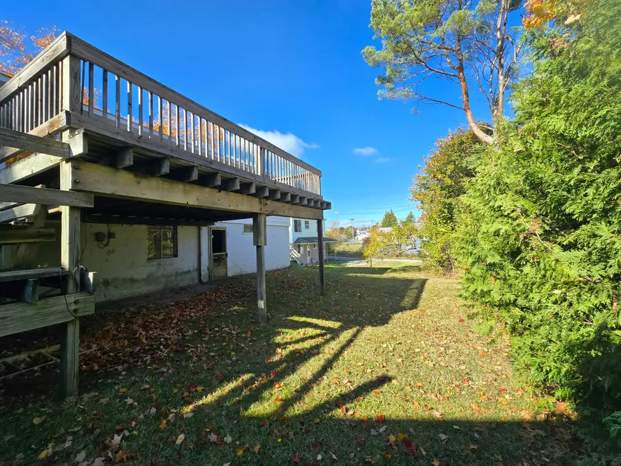 285 Chambers Street, Saint Ignace, MI 49781 - #3