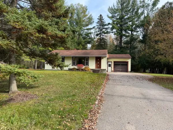 1115 Lake Winyah Road, Alpena, MI 49707