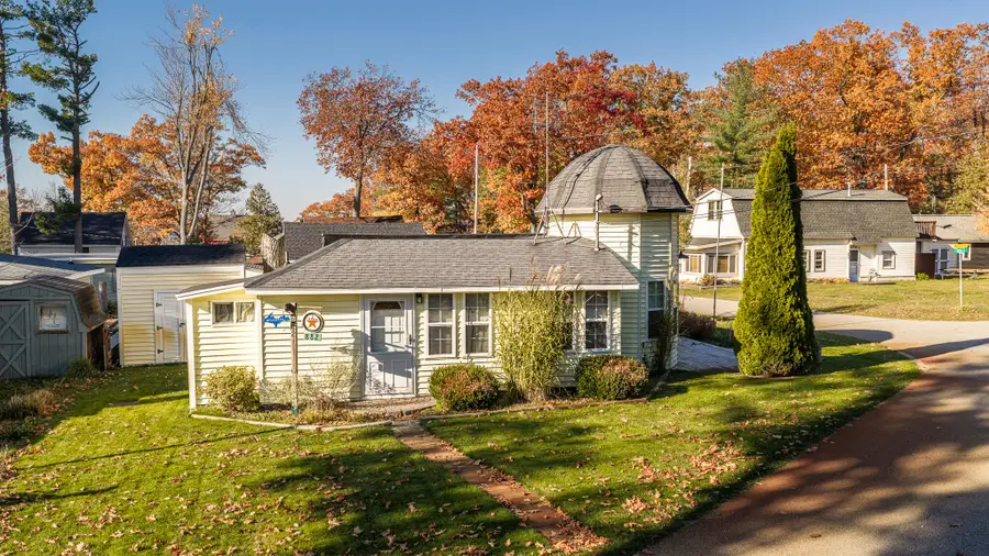 882 Oakwood Avenue, Gaylord, MI 49735 - #2