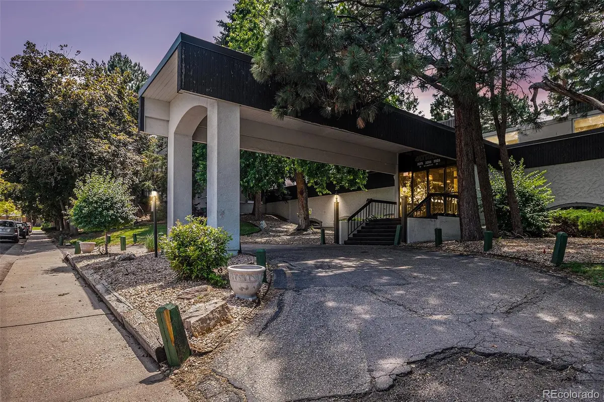2375 S Linden Court #201, Denver, CO 80222 - Image #1