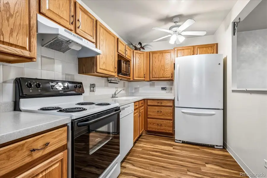 675 S Alton Way #3D, Denver, CO 80247 - #2