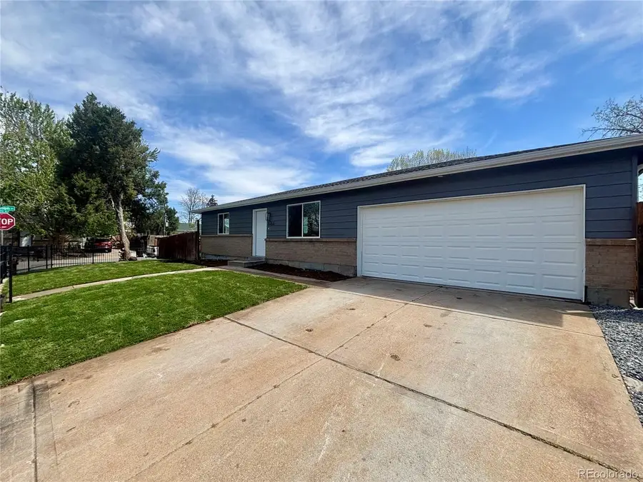 5564 Xapary Way, Denver, CO 80239 - #2