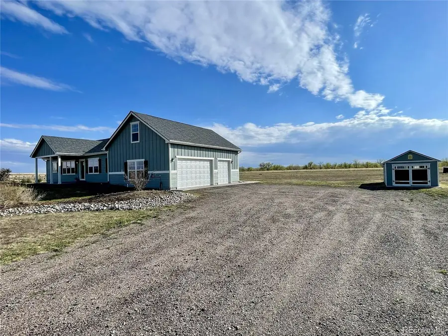176 W 8th Avenue, Byers, CO 80103 - #3