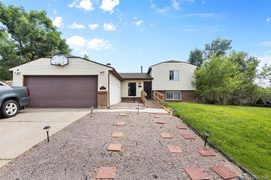 4584 Davenport Way, Denver, CO 80239 - Image #2