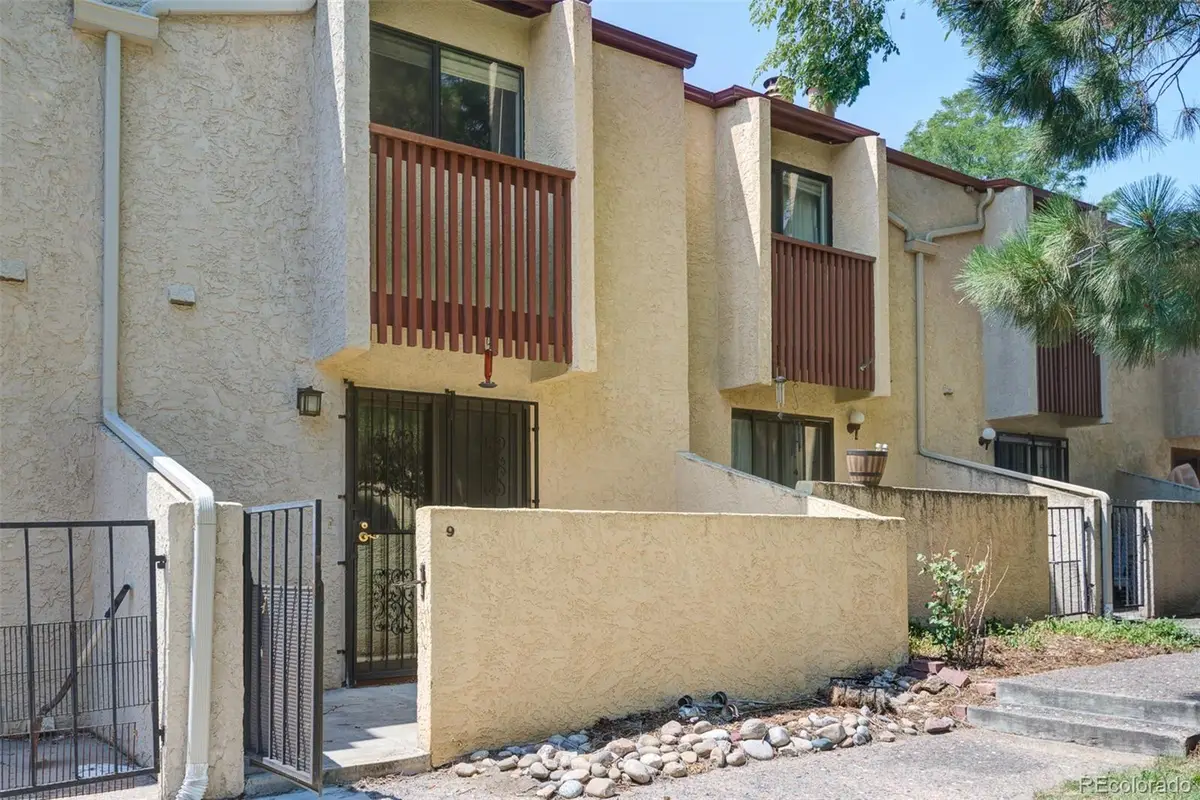 1060 S Parker Road #9, Denver, CO 80231 - Image #1