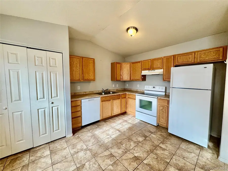 115 S Jones Avenue, Rangely, CO 81648 - Image #3