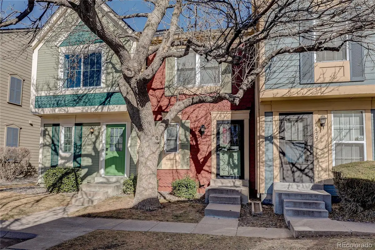 1642 S Idalia Circle #B, Aurora, CO 80017 - Image #1