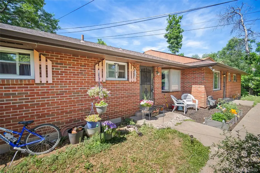 124 W Cheyenne Road, Colorado Springs, CO 80906 - #2