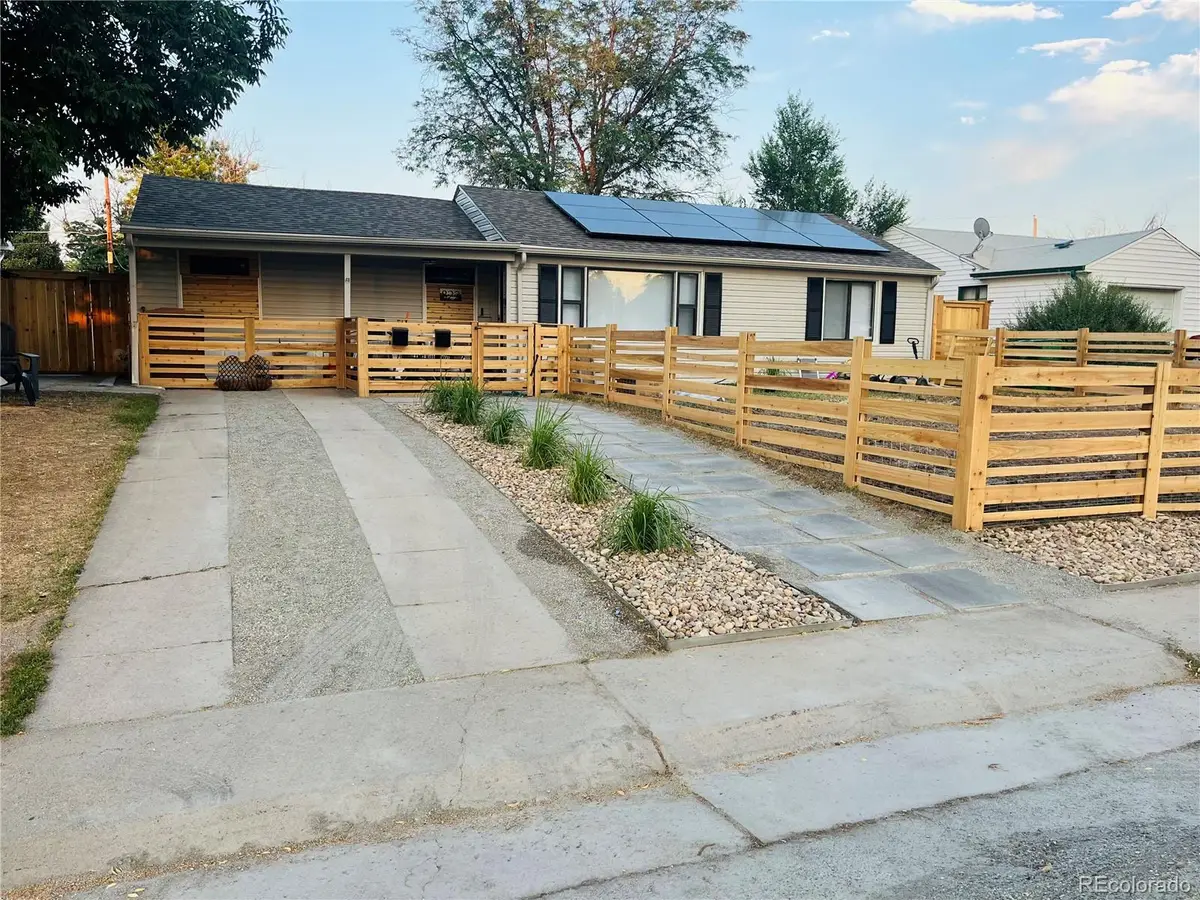 822 Geneva Street, Aurora, CO 80010 - #1