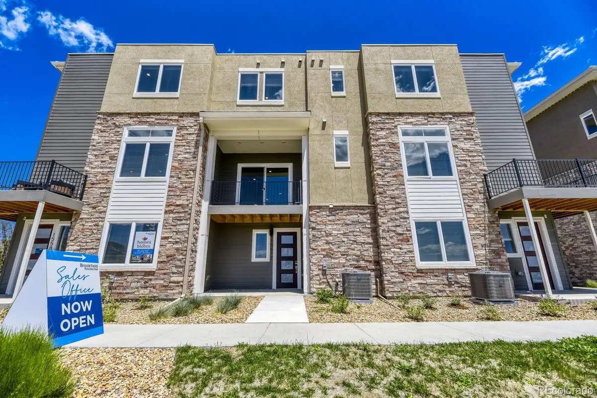 15577 W Washburn, Lakewood, CO 80228 - #1