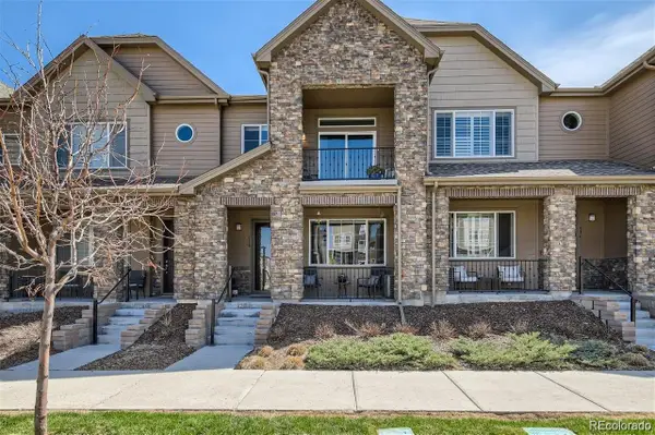 518 E Dry Creek Place, Littleton, CO 80122