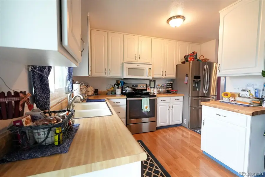 19258 E Kansas Drive, Aurora, CO 80017 - Image #2