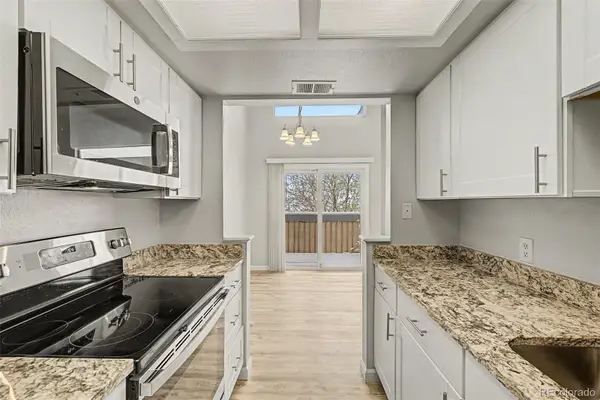 1342 S Cathay Court #202, Aurora, CO 80017