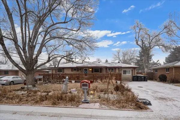 271 E Davies Avenue, Centennial, CO 80122