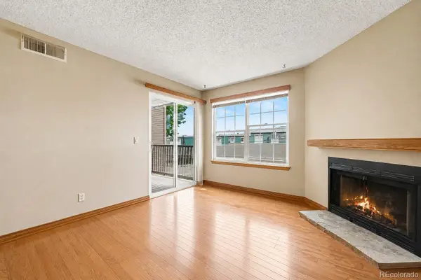 5706 W Asbury Place #202, Lakewood, CO 80227