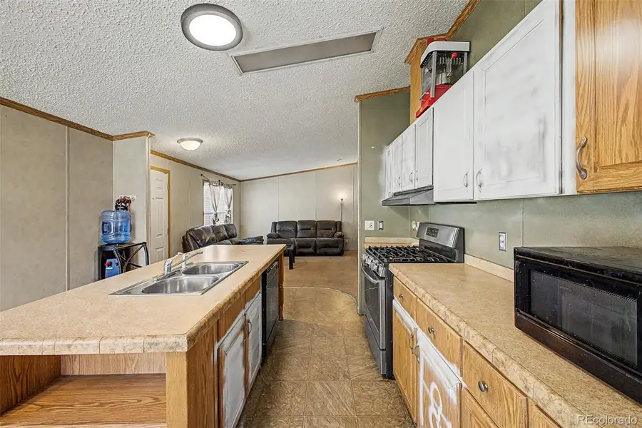 4211 E 100th Avenue, Thornton, CO 80229 - #2