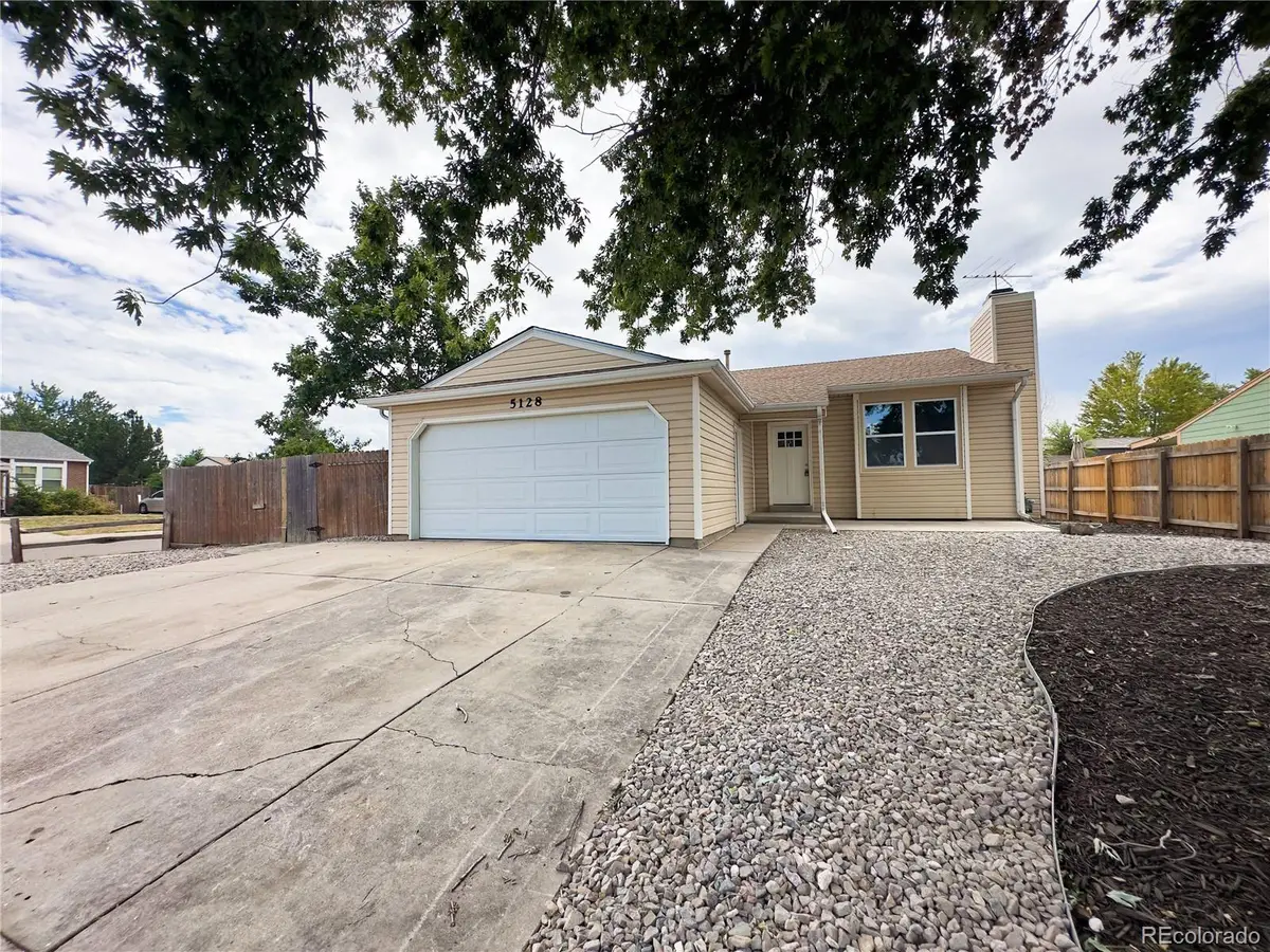 5128 Columbus Way, Denver, CO 80239 - #1