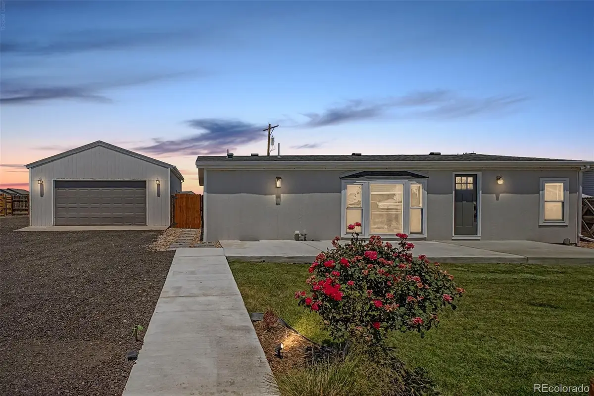 325 E Kipp Avenue, Keenesburg, CO 80643 - #1