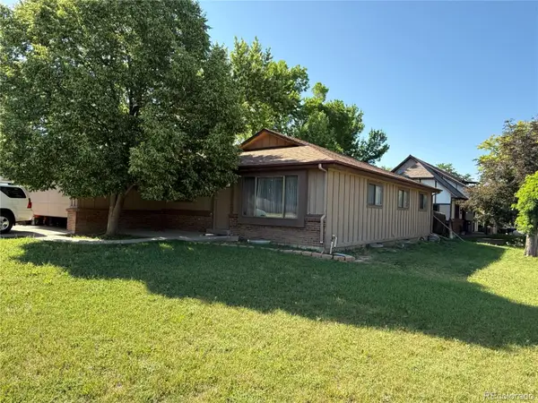 8995 E Cornell Avenue, Denver, CO 80231
