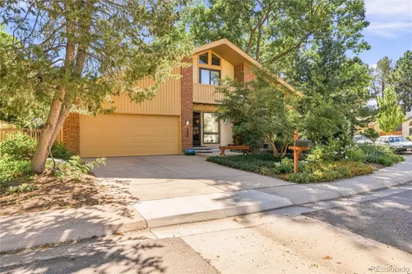 2893 S Oakland Circle E, Aurora, CO 80014
