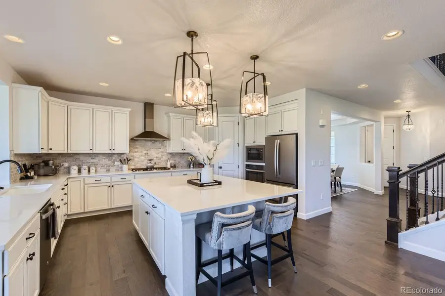 7253 S Valleyhead Court, Aurora, CO 80016 - Image #2