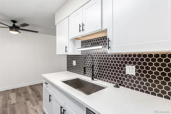 50 E Highline Circle #102, Centennial, CO 80122