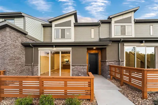 12281 W 58th Court, Arvada, CO 80004