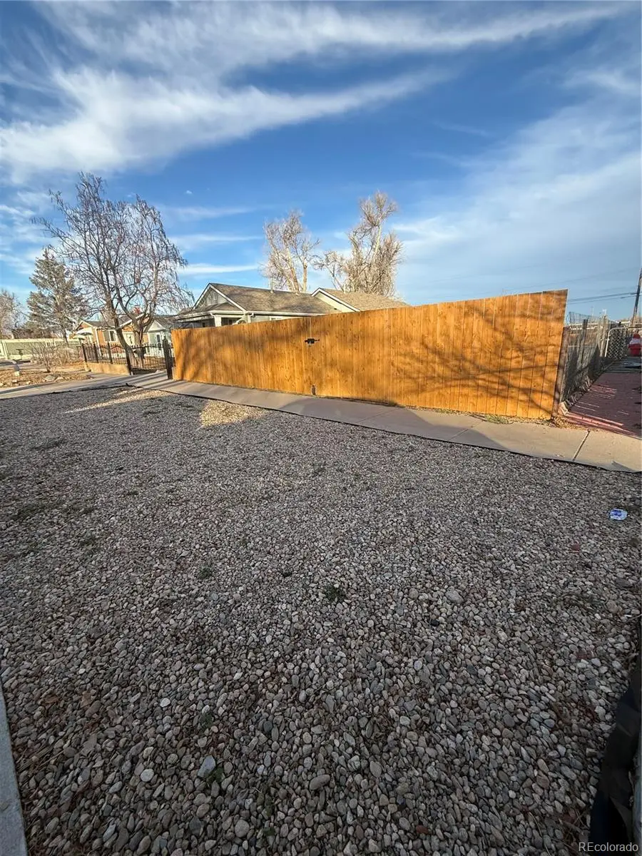 118 N 9th Ave, Greeley, CO 80631 - #1