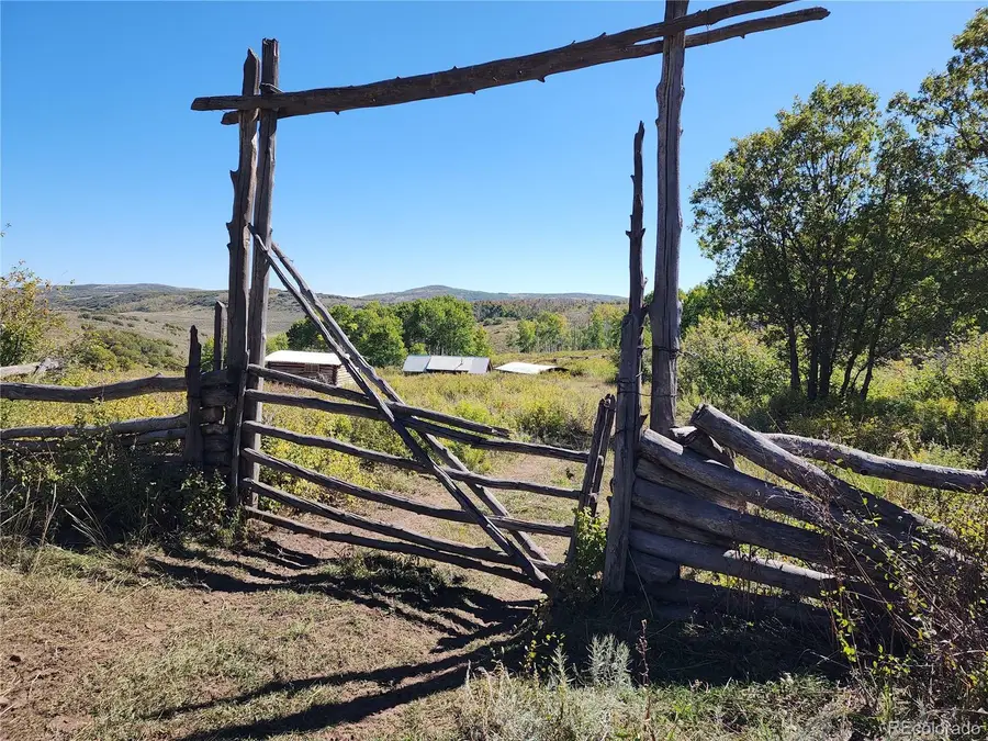 2586 26 1/10 Road, Gateway, CO 81522 - Image #2