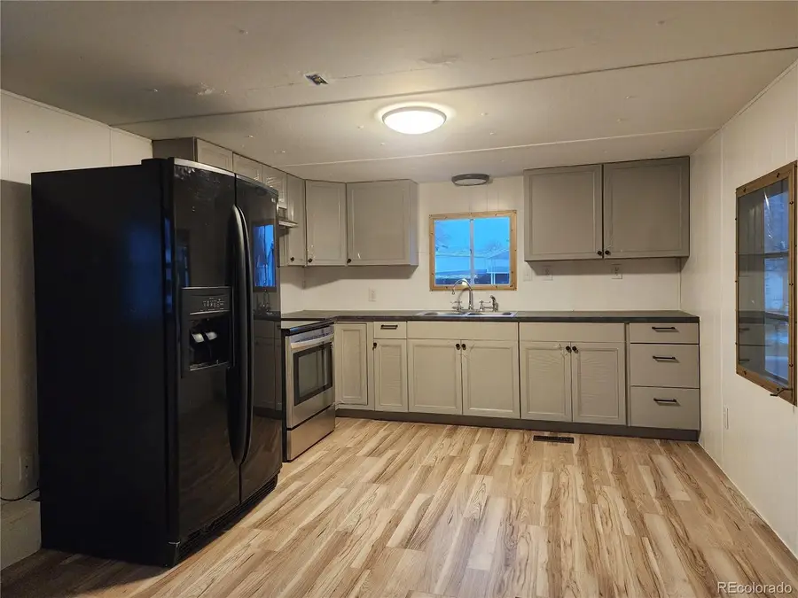 729 17th Avenue, Longmont, CO 80501 - Image #3