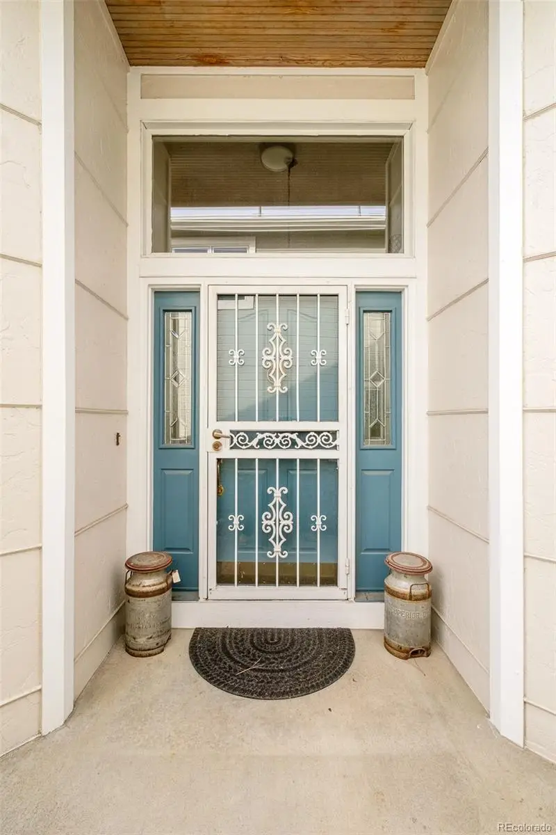 9670 W La Salle Avenue, Lakewood, CO 80227 - #2