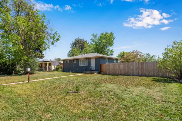 934 Linley Court, Denver, CO 80204