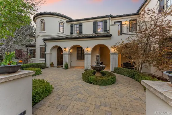 15 Foxtail Circle, Englewood, CO 80113