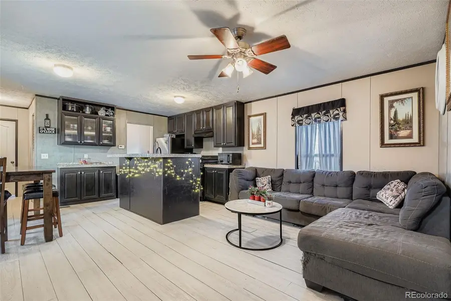 4211 E 100th Avenue, Thornton, CO 80229 - Image #2